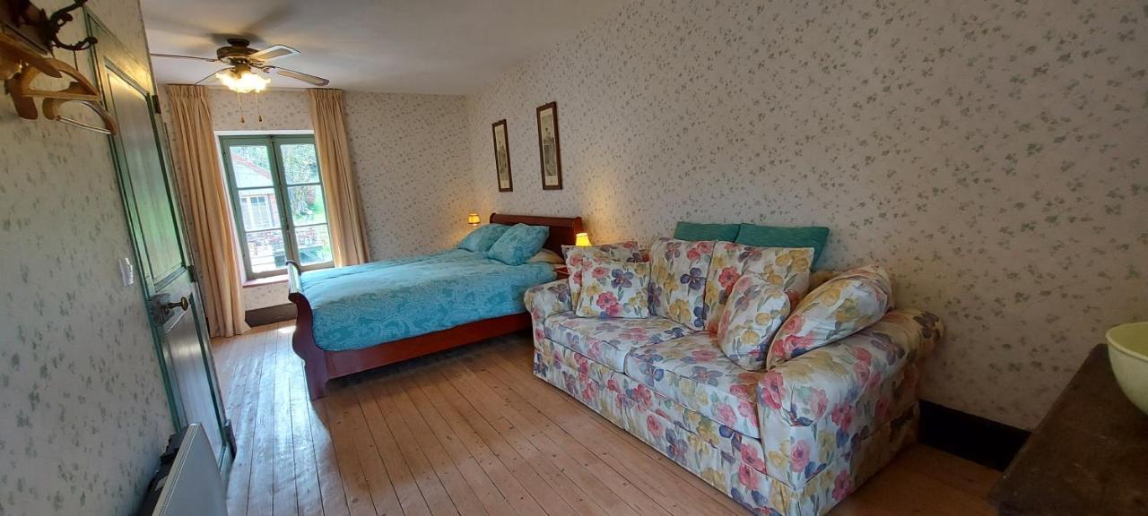 Chambres D'Hotes A L'Etang D'Yonne Arleuf Exteriör bild