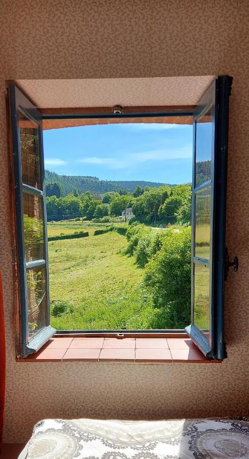 Chambres D'Hotes A L'Etang D'Yonne Arleuf Exteriör bild